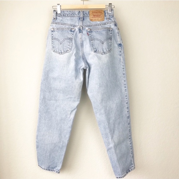 vintage light wash levis